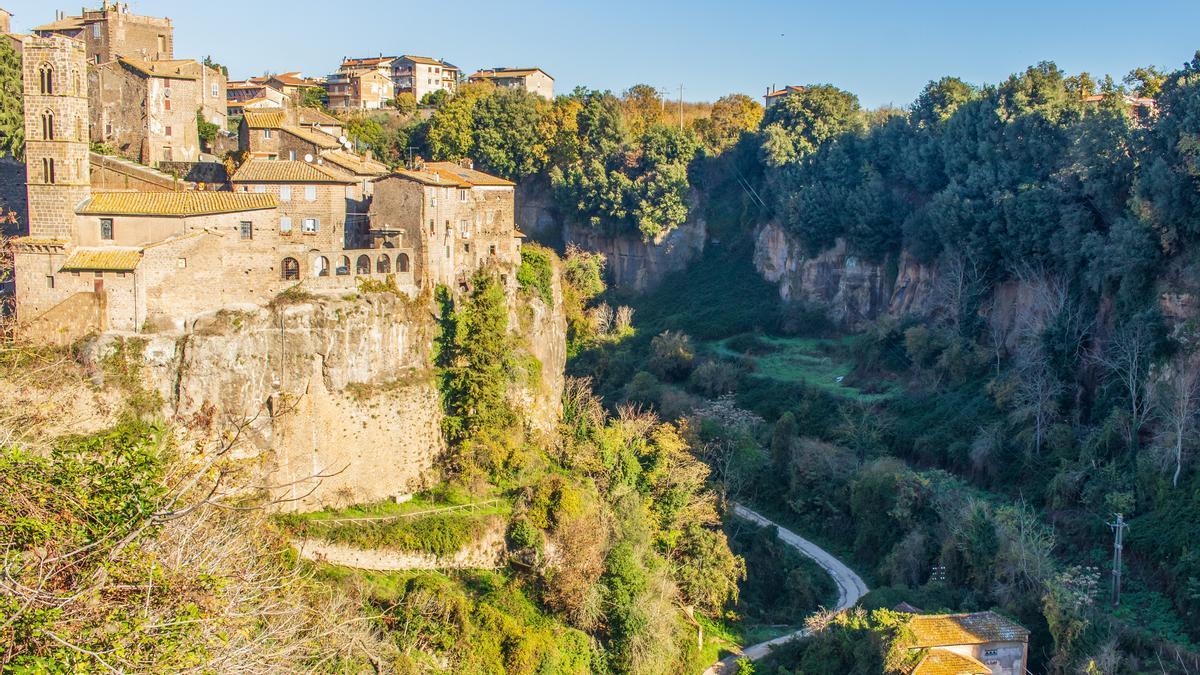 Este pueblo desconocido para los turistas es elegido el más bonito de Italia: te lo enseñamos