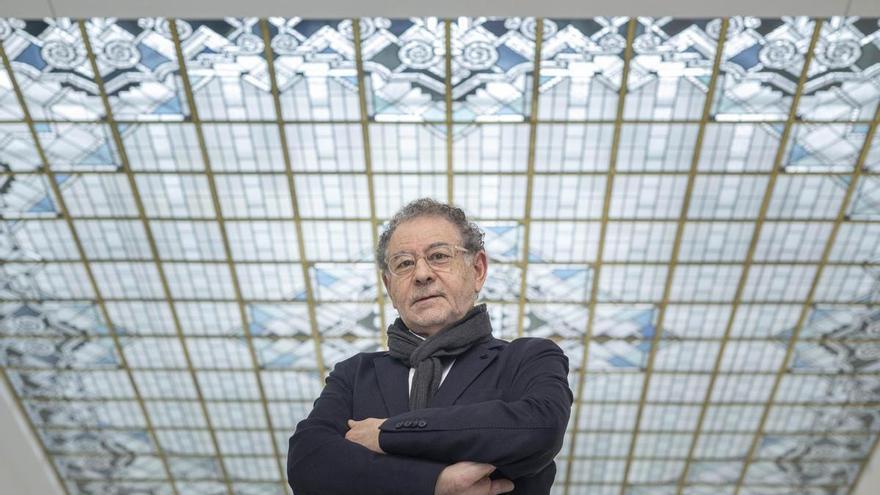 Roberto Verino se abre a un socio industrial a través de la venta de casi el 40% del capital para asegurar el relevo generacional