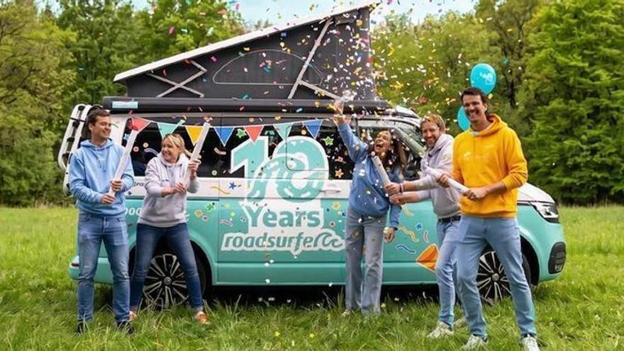 Roadsurfer cumple diez años con 10.000 campers en 16 países