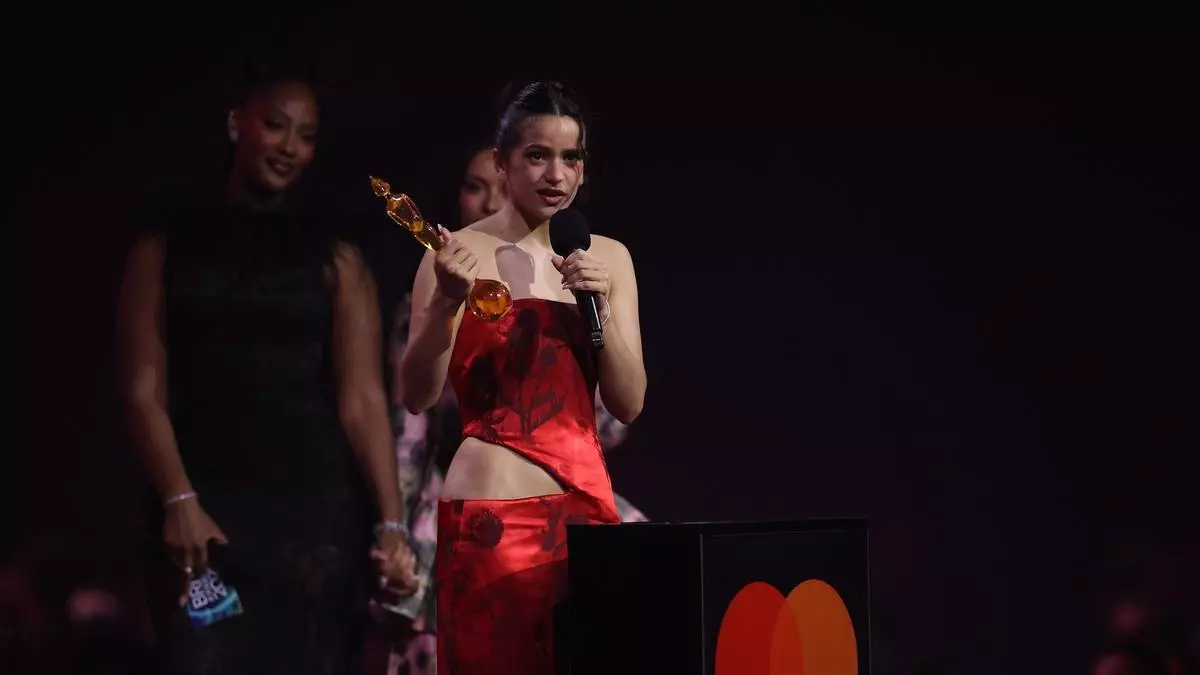 Rosalía logra el premio BRIT 2026 a Artista Internacional del Año en Mánchester