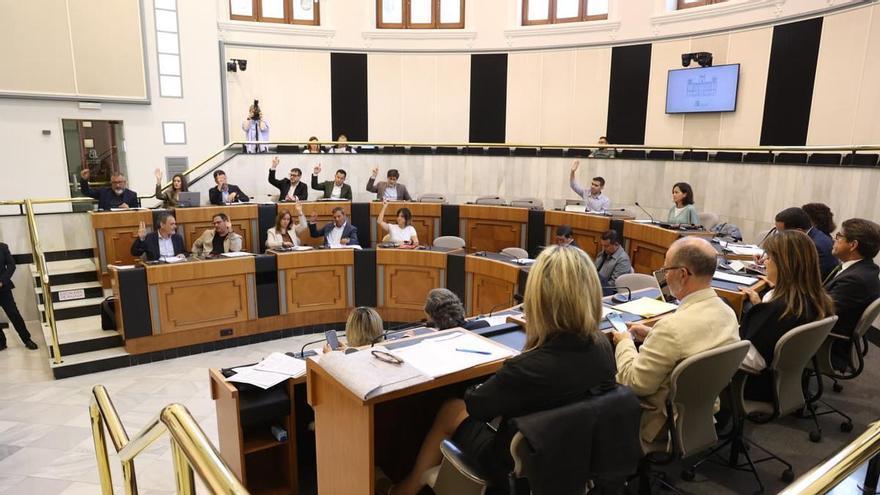 a inversión de la Diputación de Alicante deriva en una guerra de cifras entre el PP y el PSOE