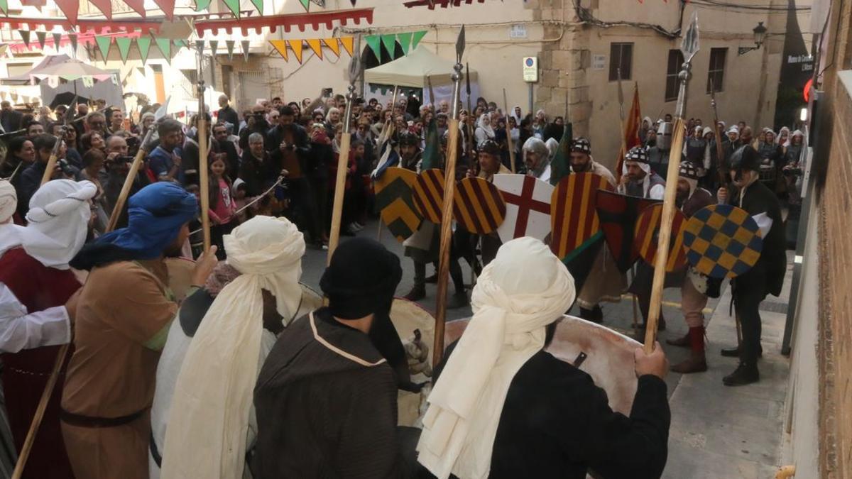 Los asistentes disfrutarán de las escaramuzas entre grupos de fieros almogávares y los valientes defensores musulmanes.