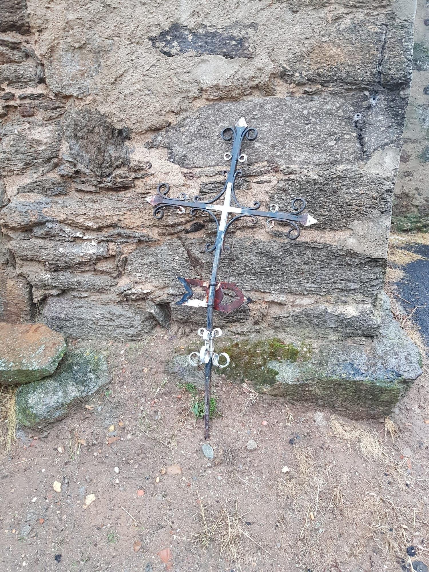 GALERÍA | Una fuerte tormenta daña la iglesia de Villanueva de Valrojo