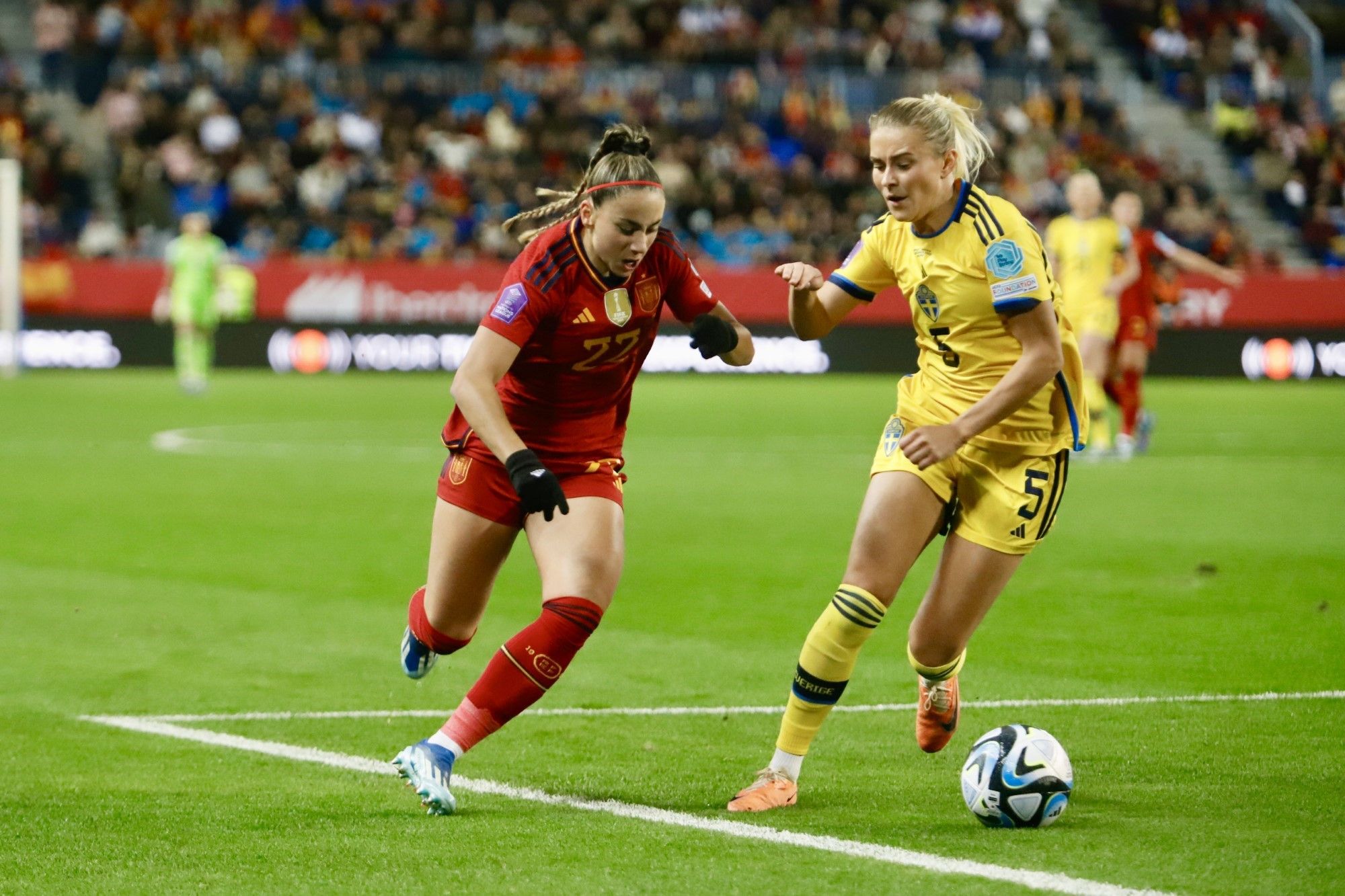 La victoria de la selección femenina de fútbol ante Suecia en La Rosaleda, en imágenes