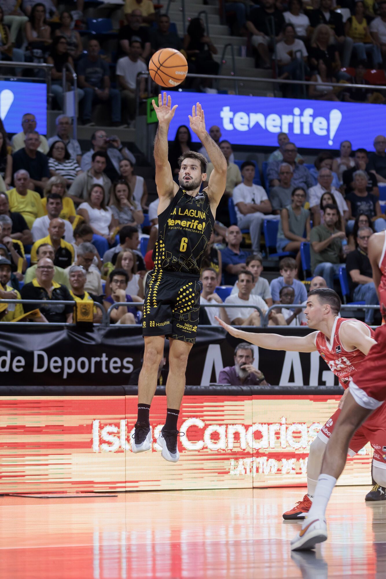 Les imatges del La Laguna Tenerife - Baxi Manresa