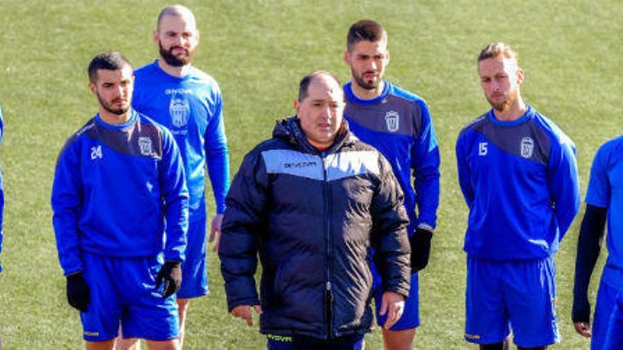 Detenen l&#039;entrenador del Eldense pel 12-0 davant el Barça B