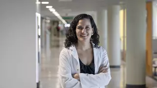 La farmacéutica Ana Vanrell, sobre el aumento de intoxicaciones por vitamina D: «Las personas sanas no necesitan tomar suplementos, pueden ser peligrosos»
