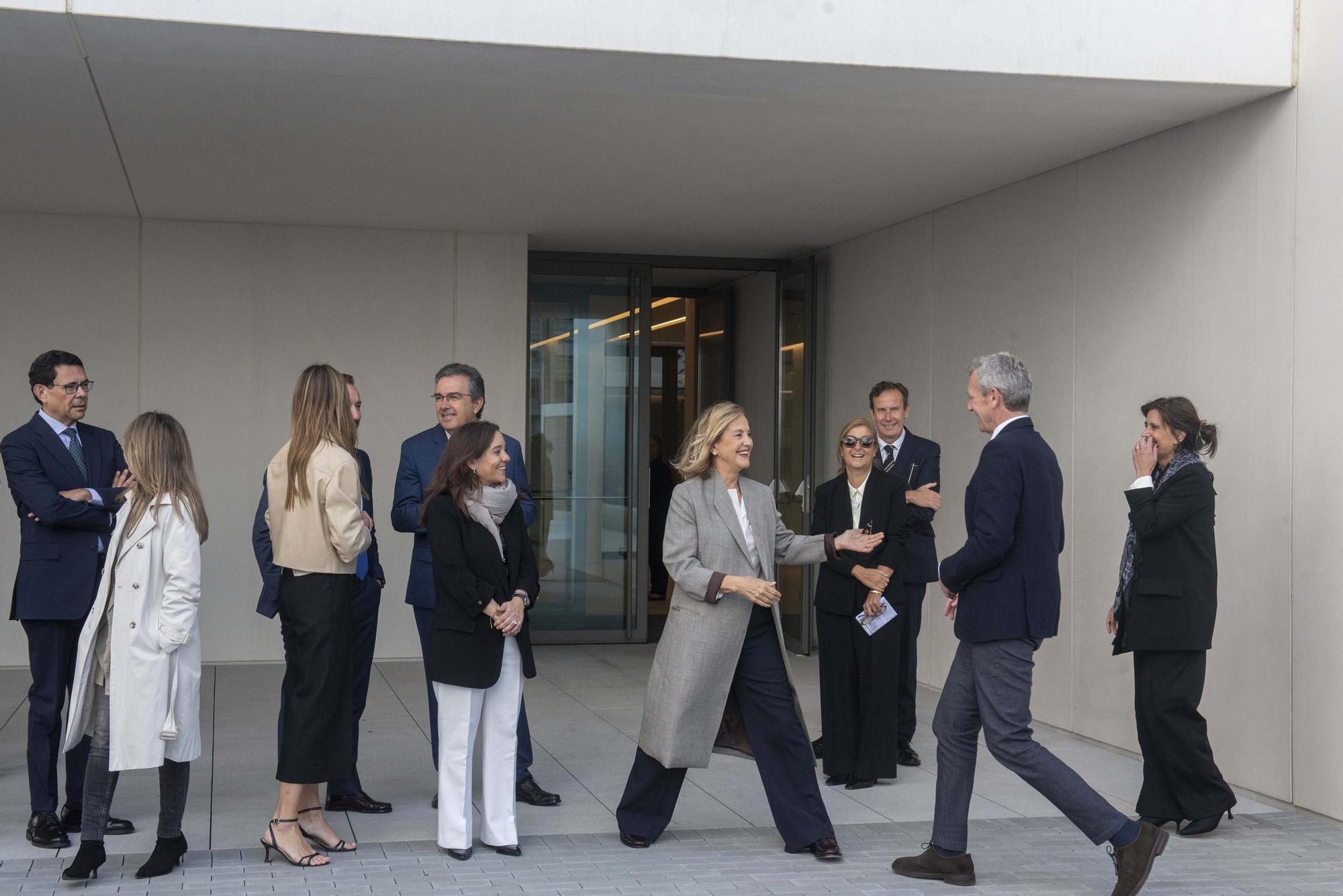 Visita a la nueva residencia de mayores de Eirís financiada por la Fundación Amancio Ortega