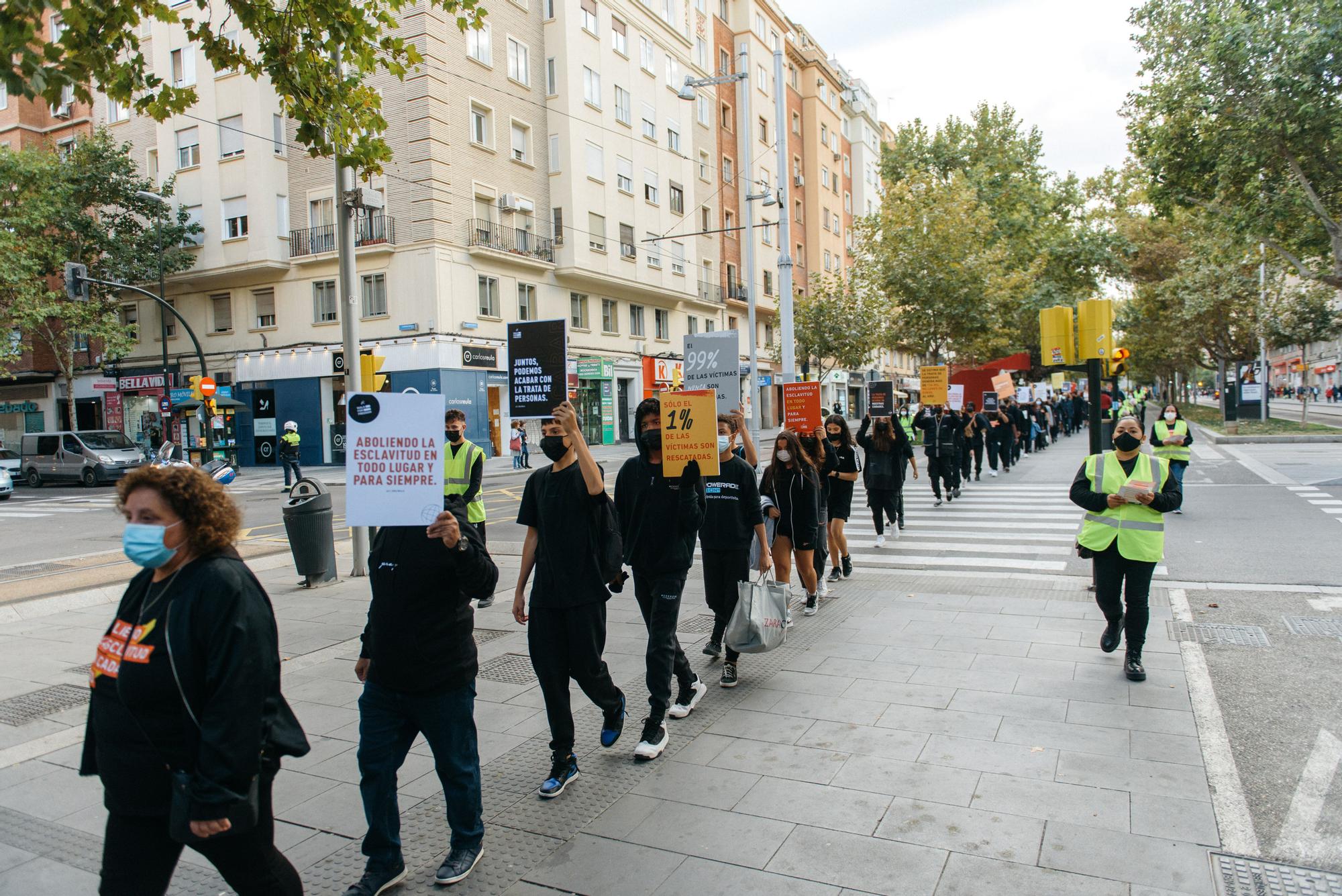 Caminando por Libertad en Zaragoza contra la trata de personas