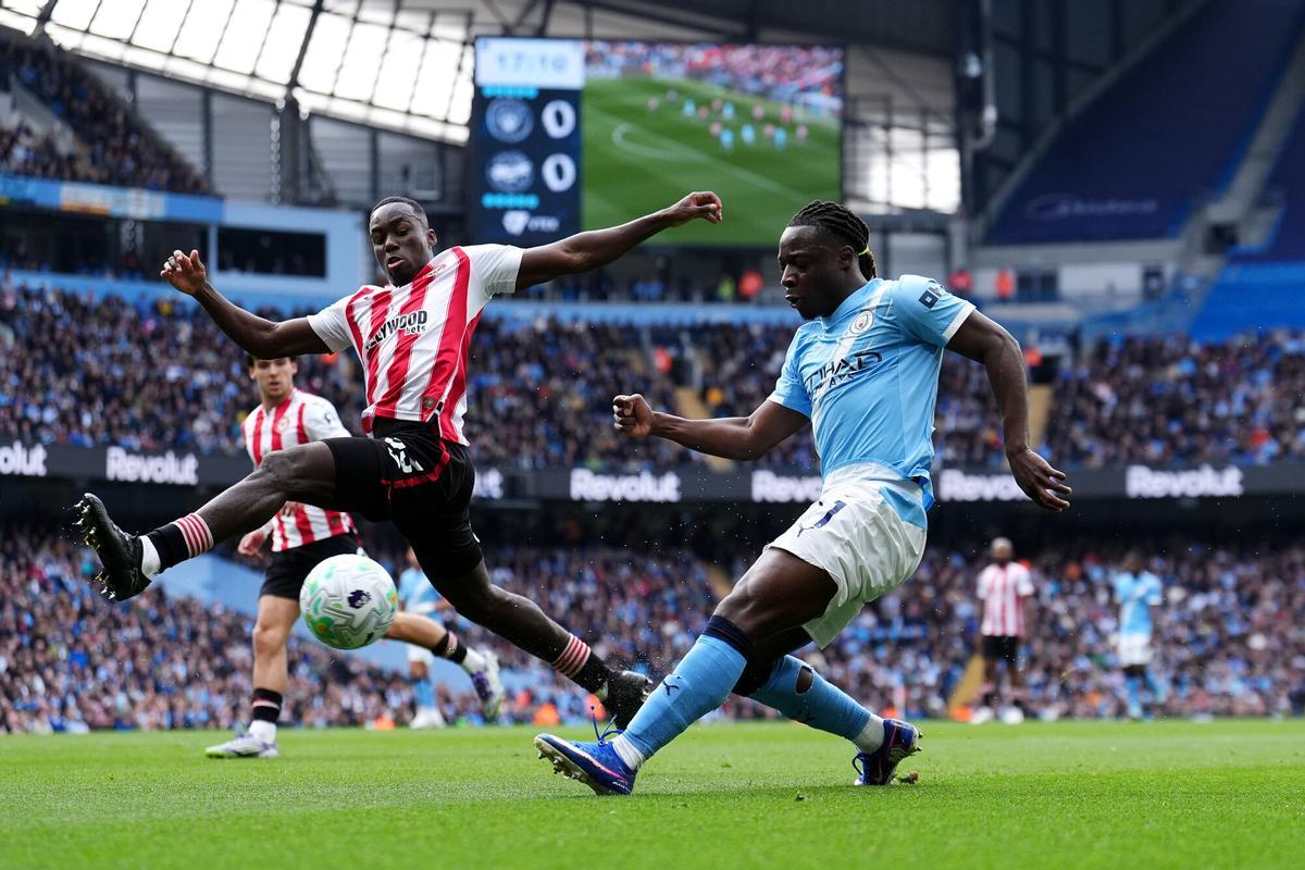 Manchester City derrota al Brentford y reduce la distancia con el líder Premier League — image 5