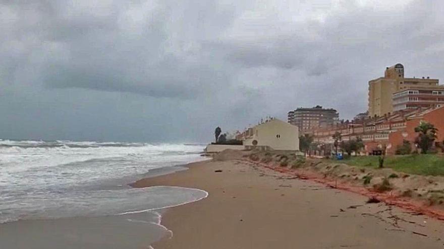 Tramo de la playa de la Goleta, ayer.