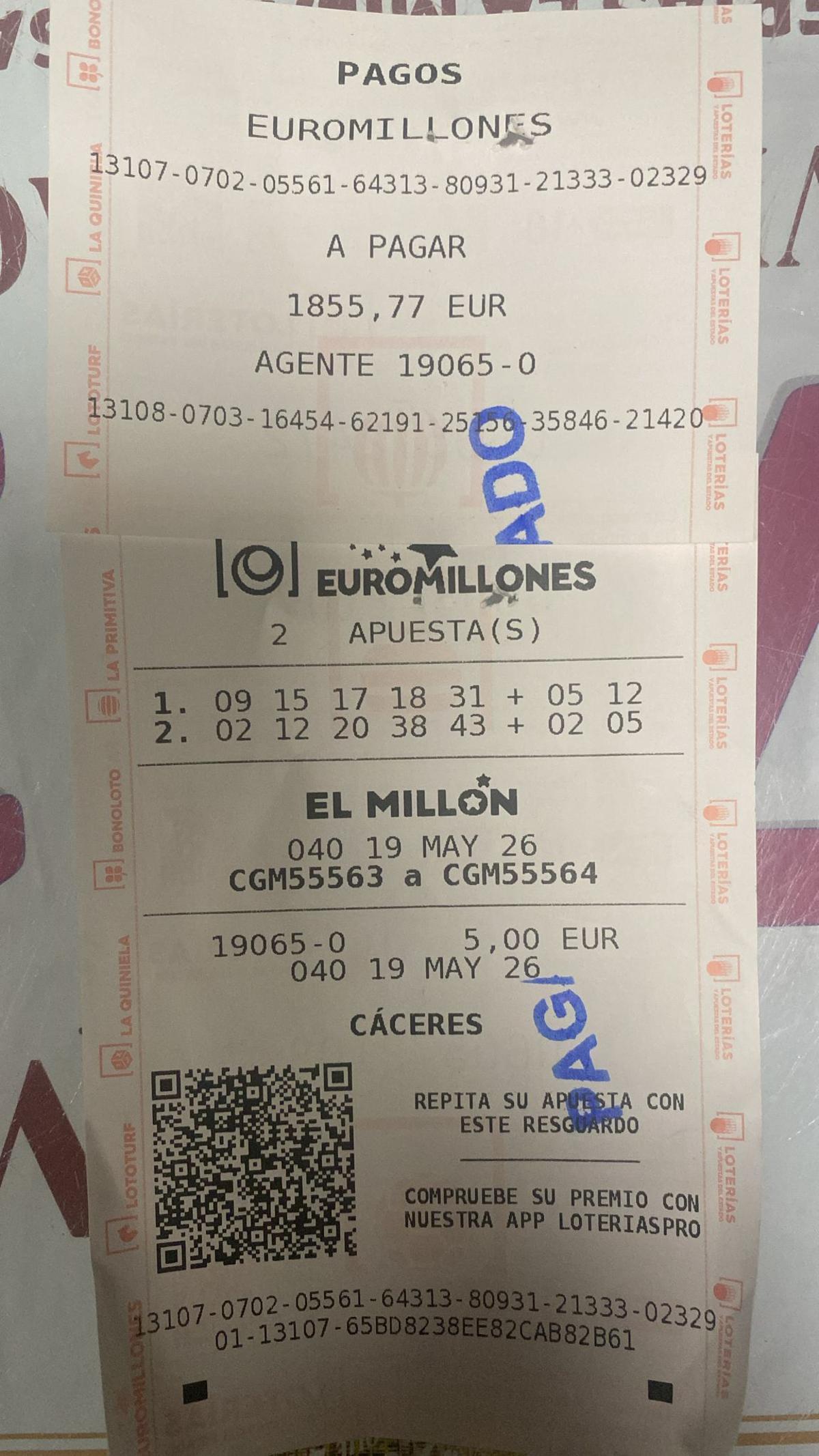 El boleto sellado.
