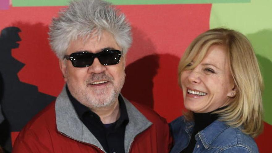 Pedro Almodóvar y Cecilia Roth en la presentación del film.