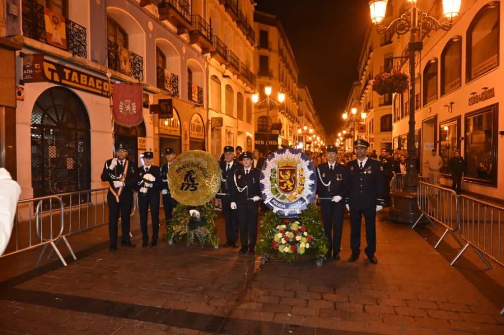 En imágenes | Zaragoza vive su día grande con la Ofrenda de Flores a la Virgen del Pilar