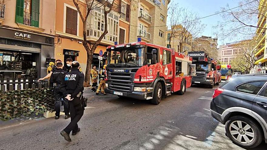 Alarma por un incendio en una cafetería de Palma