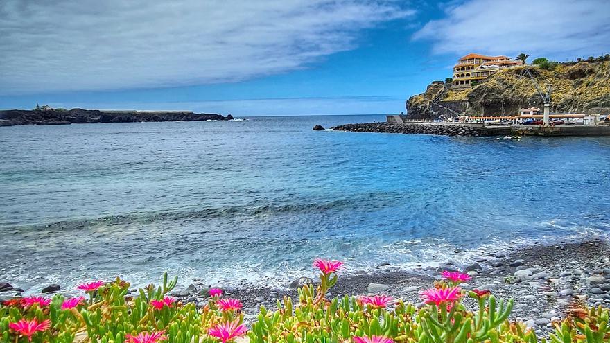 Cielos nubosos y algunas lloviznas, la predicción del tiempo en Canarias este jueves