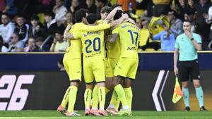 Buchanan celebra con sus compañeros tras marcar el 1-0 al Getafe CF