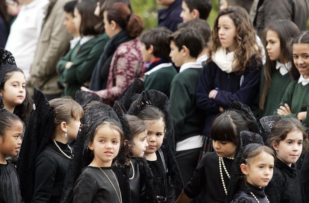 Traslados y procesiones del Viernes de Dolores