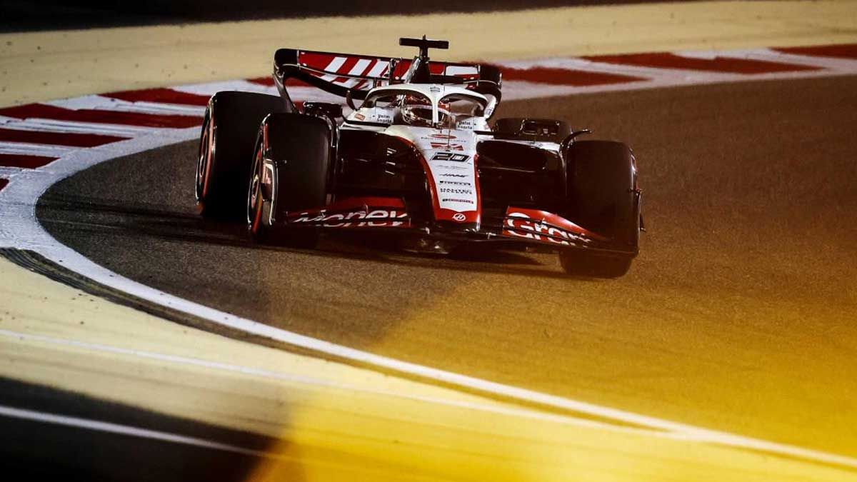 Magnussen, en acción al volante del Haas