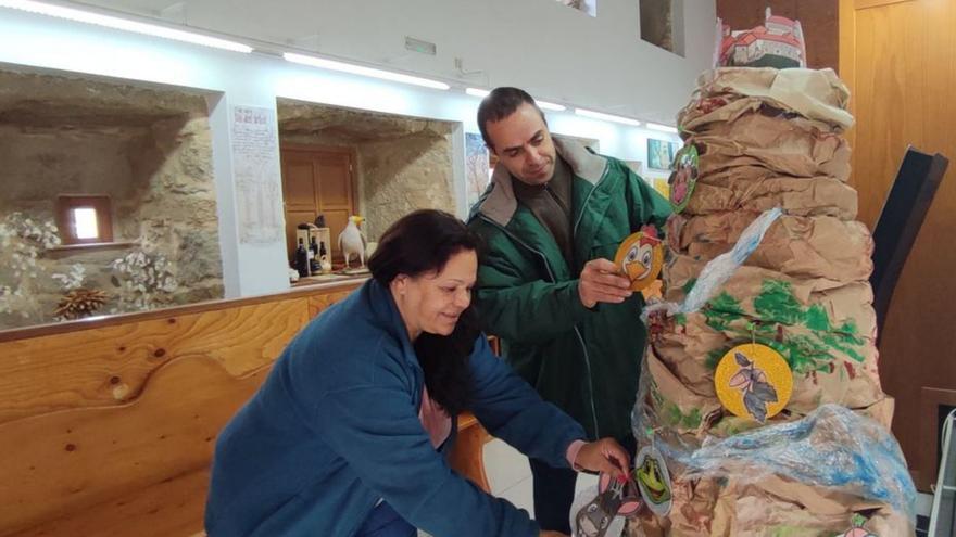 Actividades de decoración navideña y sobre el aceite de oliva en la Casa del Parque. | Cedidas