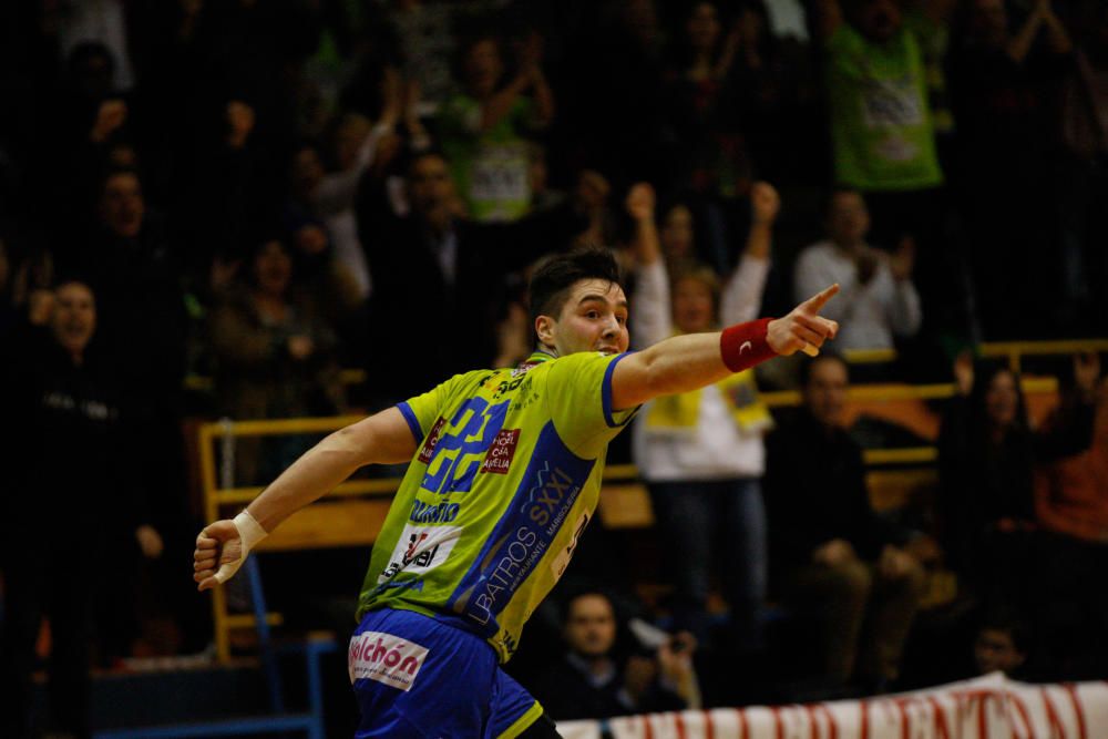 Balonmano Zamora: MMT Seguros - BM Nava