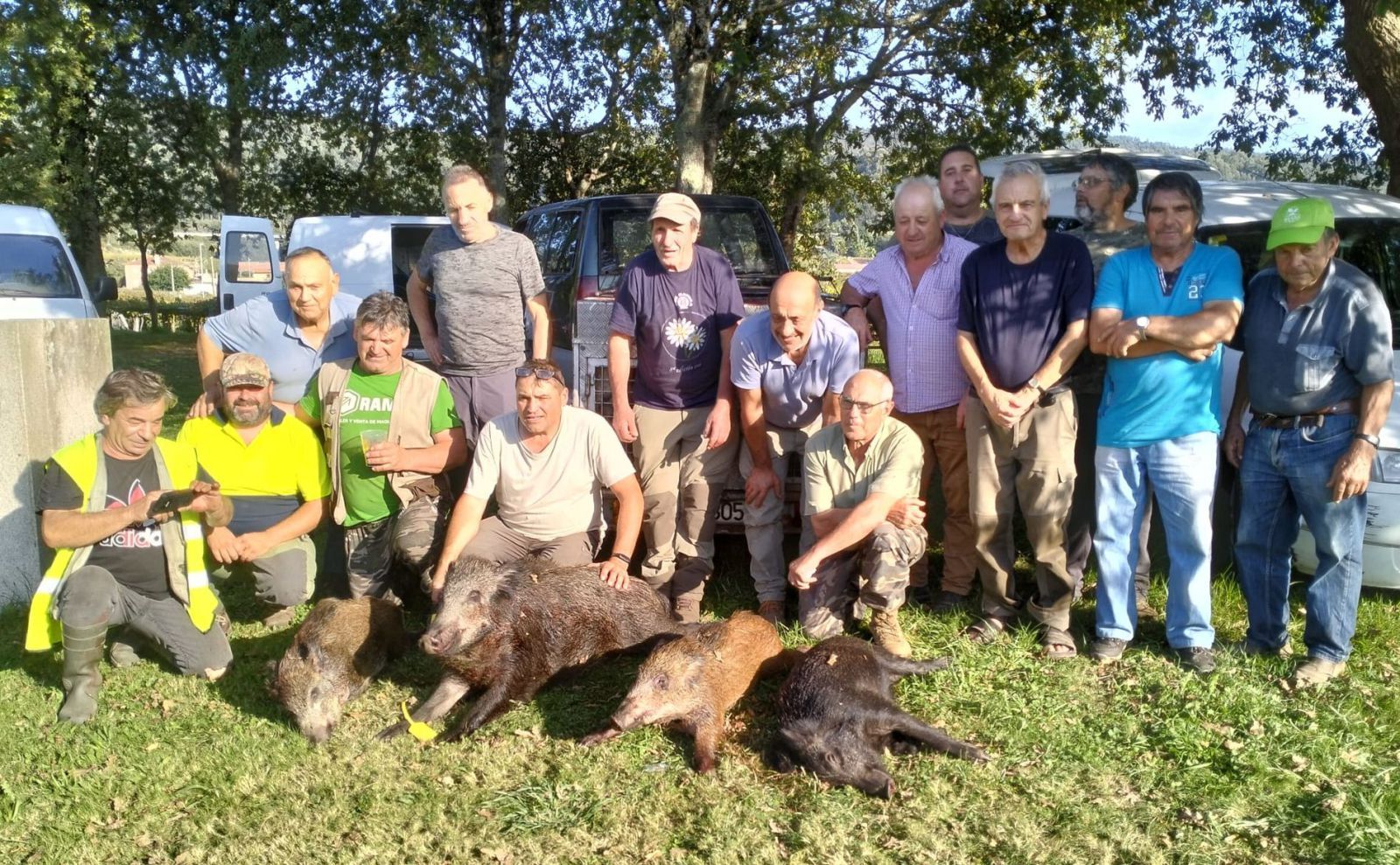 El Seprona confisca visores nocturnos a tres cazadores apostados para  abatir jabalíes - Levante-EMV