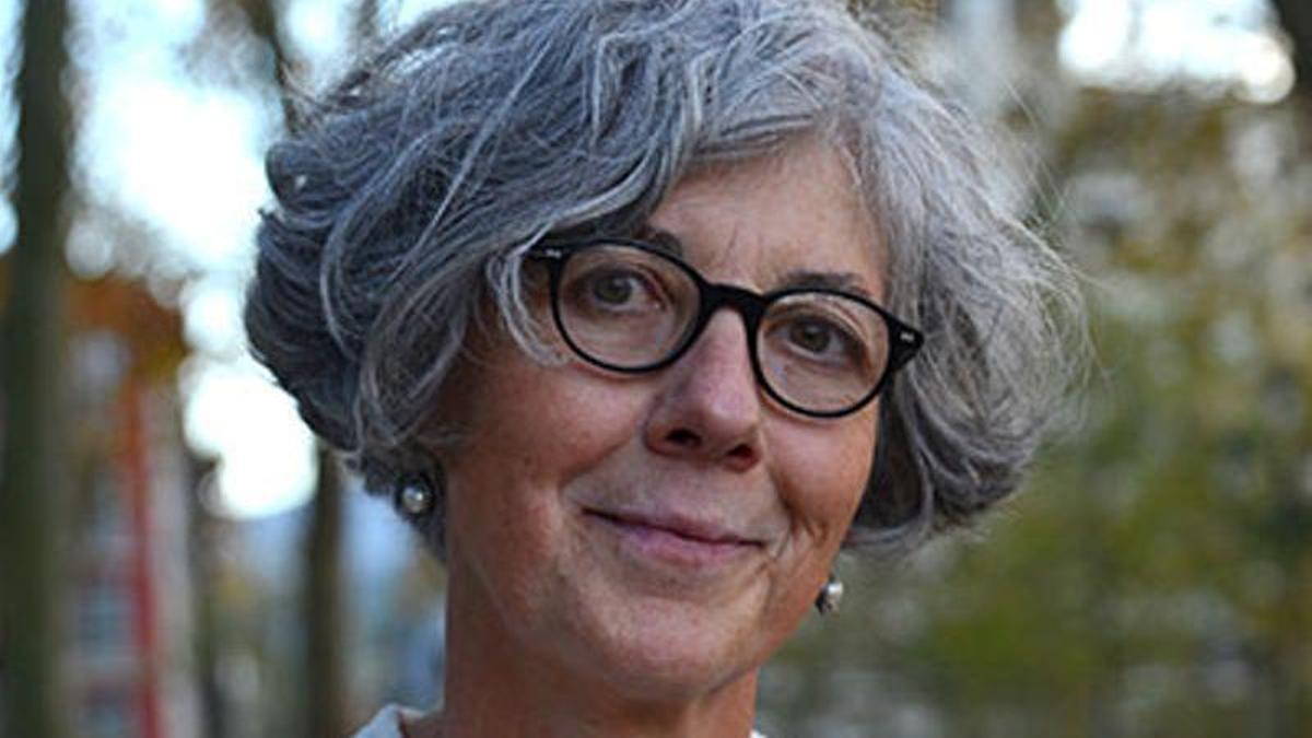 La traductora del rumano a castellano ha sido premiada por su labor en ‘Theodoros’, de Mircea Cărtărescu.