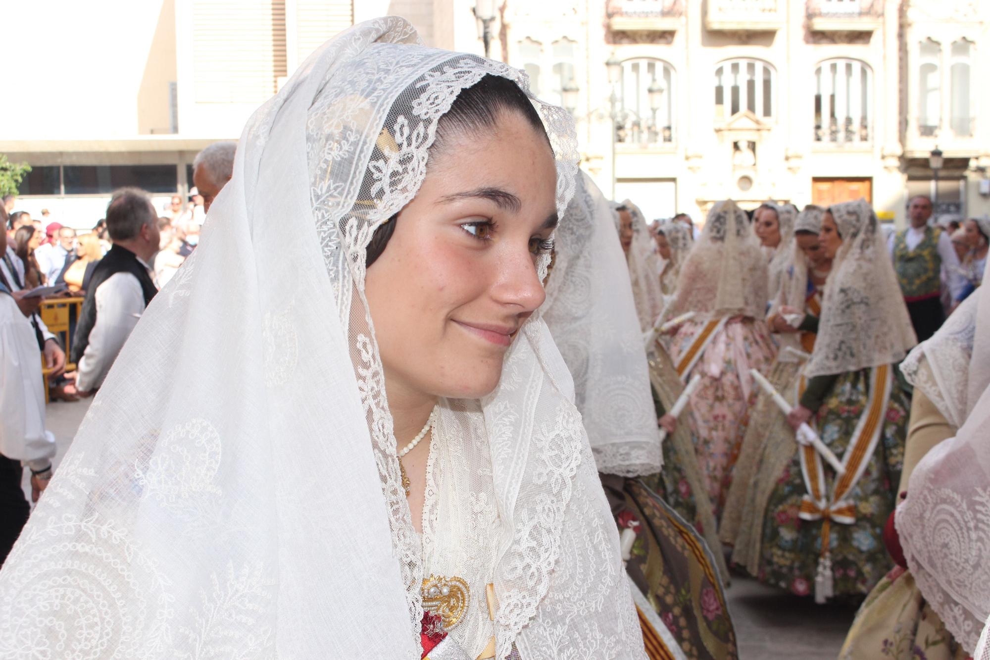 La fuerza de las Fallas en la Procesión de la Virgen (y IV, la comitiva oficial)