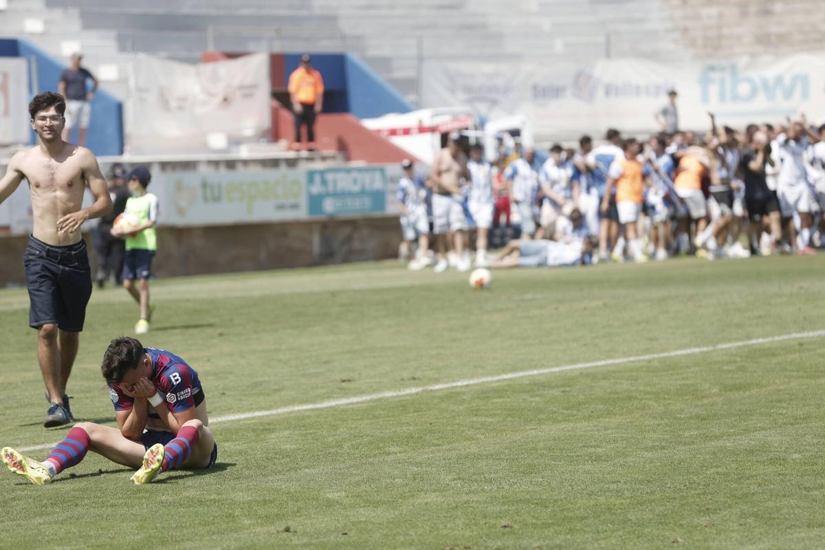 Poblense - Águilas: las imágenes del partido