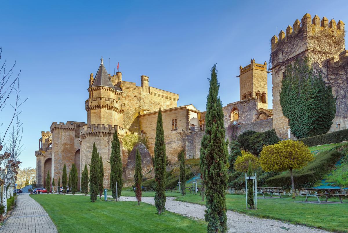 Exterior del Palacio de los reyes de Navarra.