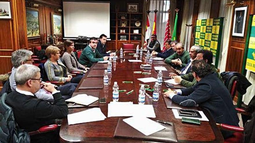 Reunión de la mesa de trabajo de la Escuela Nacional de Industrias Lácteas.