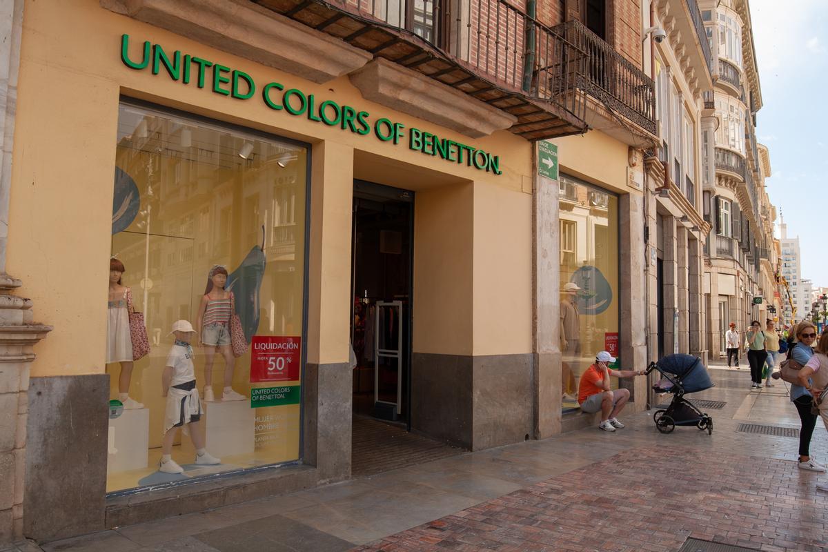 Benetton cierra su tienda de la Plaza de la Constitución tras 30 años