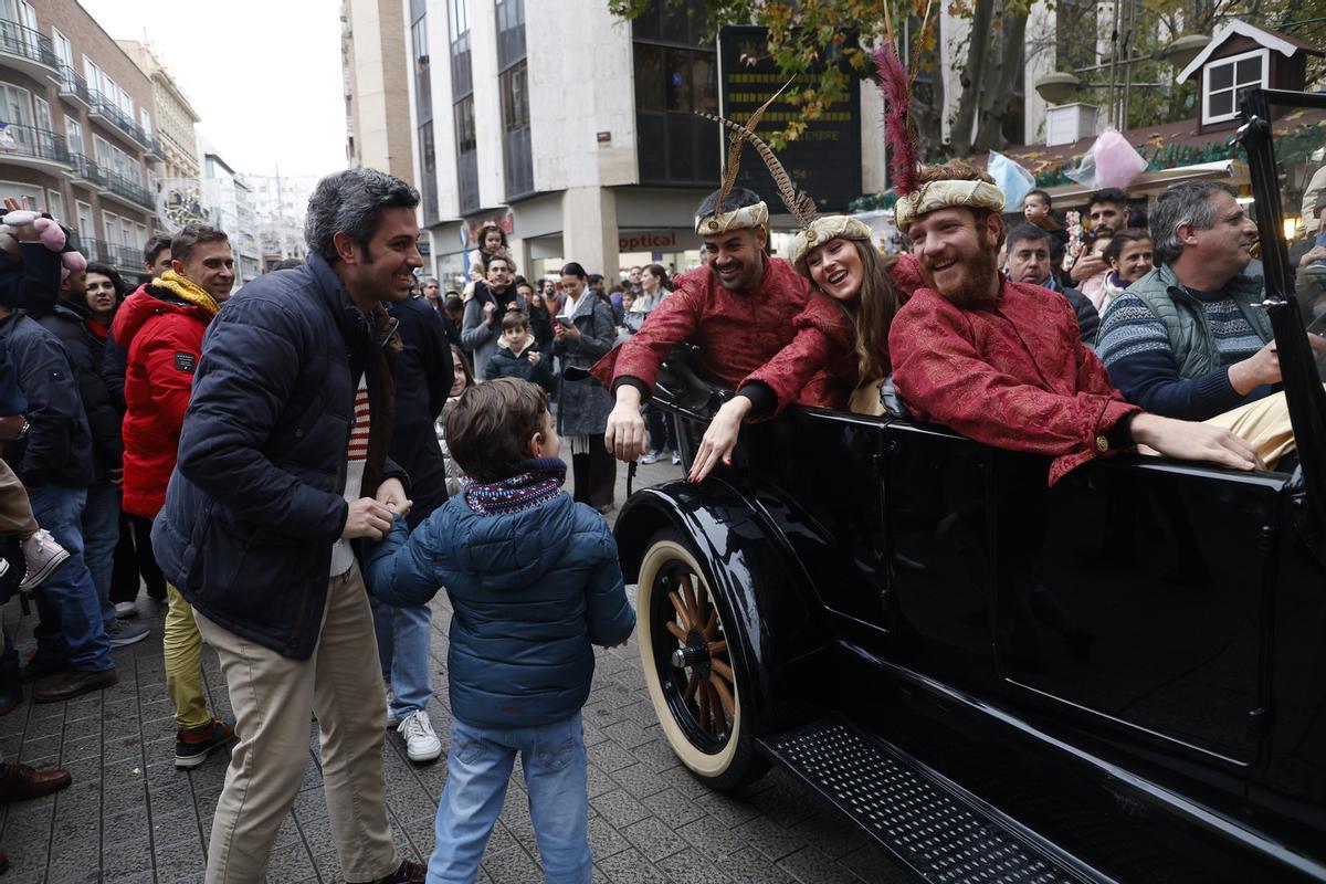 El Cartero Real recoge los deseos de los cordobeses antes de la Cabalgata