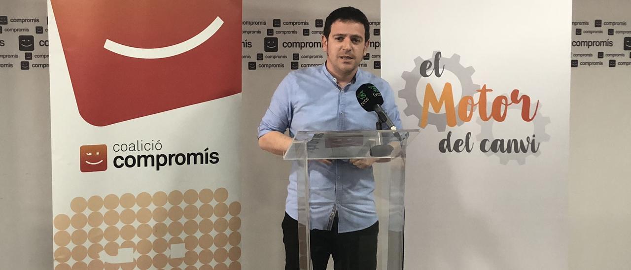 Ignasi Garcia, en una imagen de archivo en la sede de Compromís per Castelló.