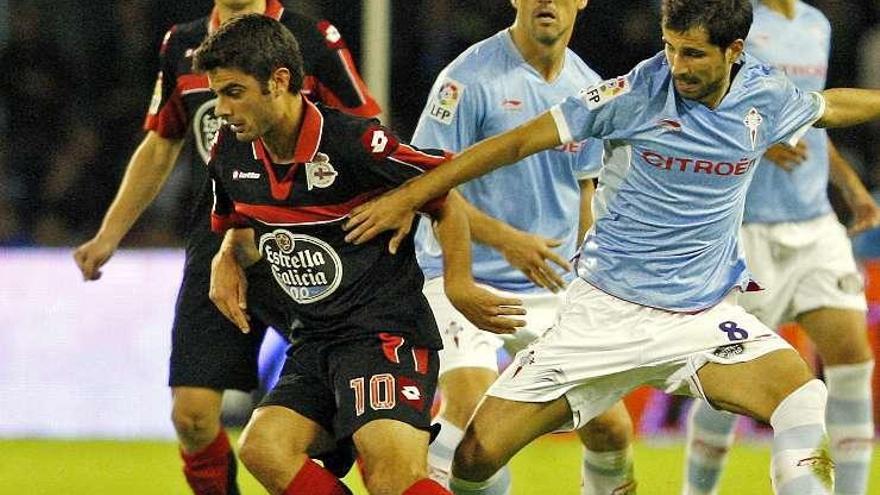 Álex y Domínguez, frente al Celta.