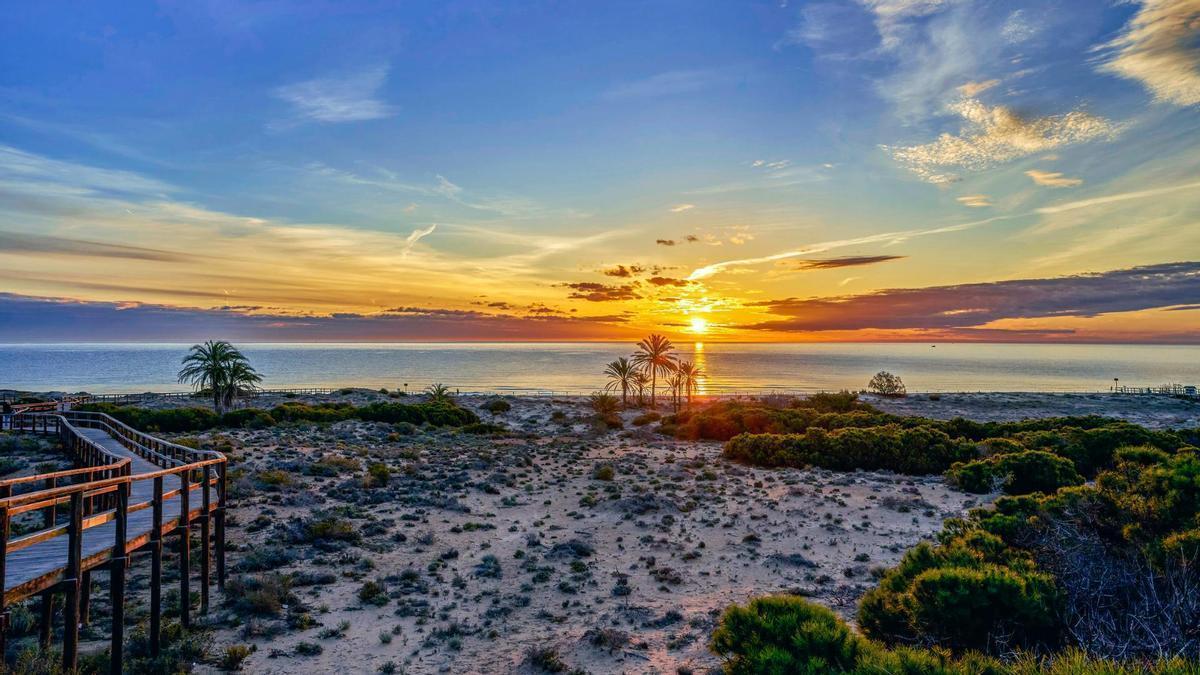 Un paseo por el lugar más británico de Alicante... y de España.