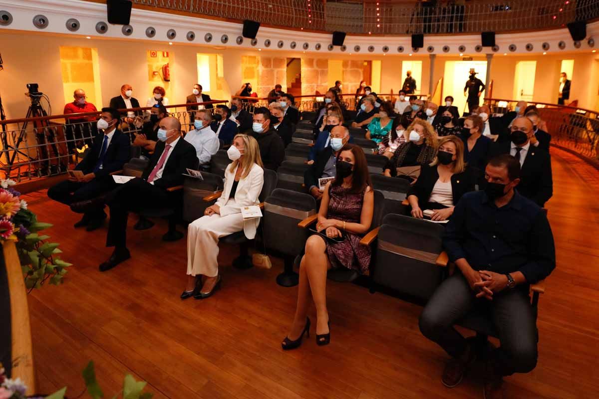 Entrega de la Medalla d’Or y Premios Xarc de Santa Eulària