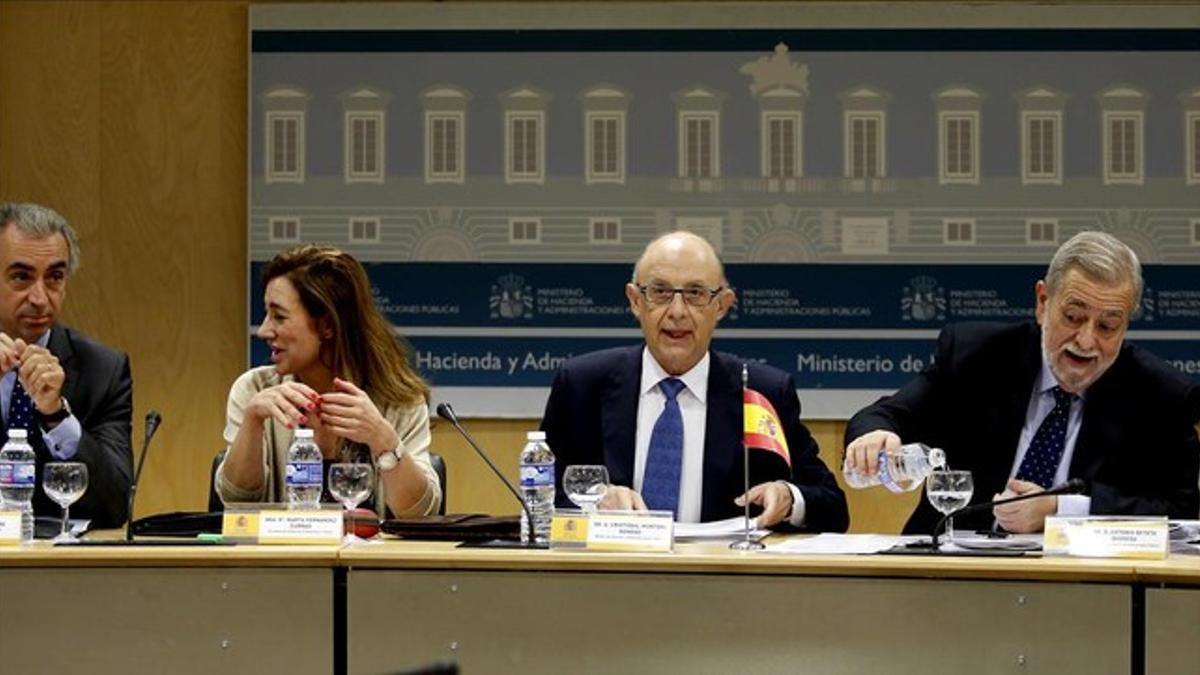 El ministro de Hacienda, Cristobal Montoro, en una reunión del Consejo de Política Fiscal y Financiera.