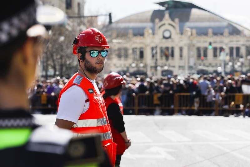 Búscate en la mascletà del 7 de marzo