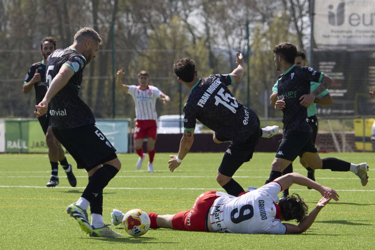 Les imatges del Girona B - Alcoià