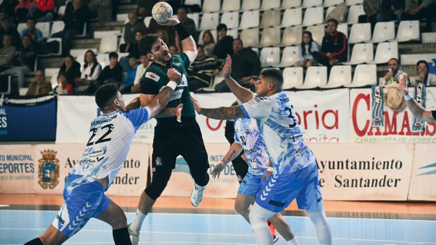 El Fertiberia Puerto Sagunto busca el liderato en Andalucía