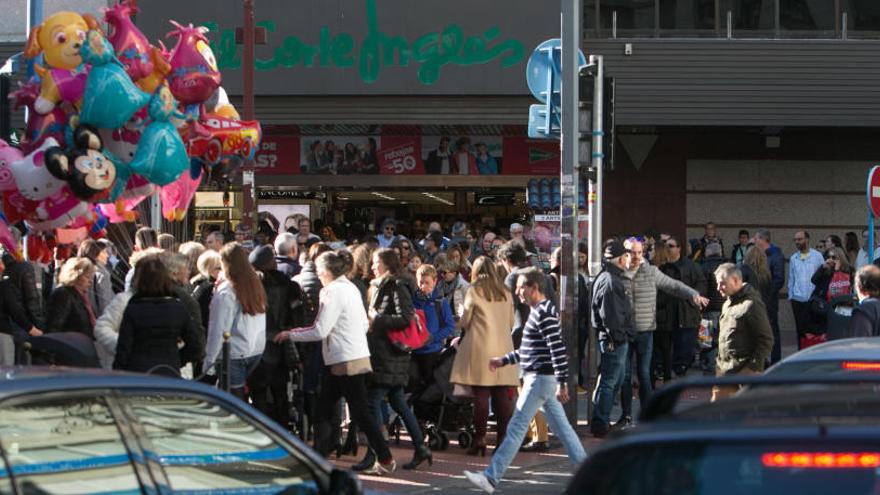 Alicante: ¿Abren los comercios el Viernes Santo y el Domingo de Pascua?