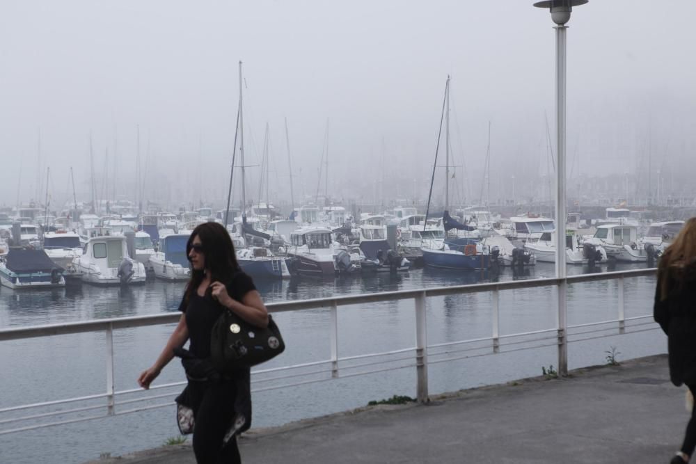 Niebla en Gijón