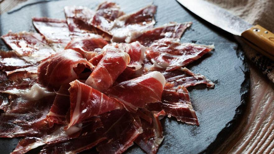 El jamón, un manjar exquisito de nuestra gastronomía.