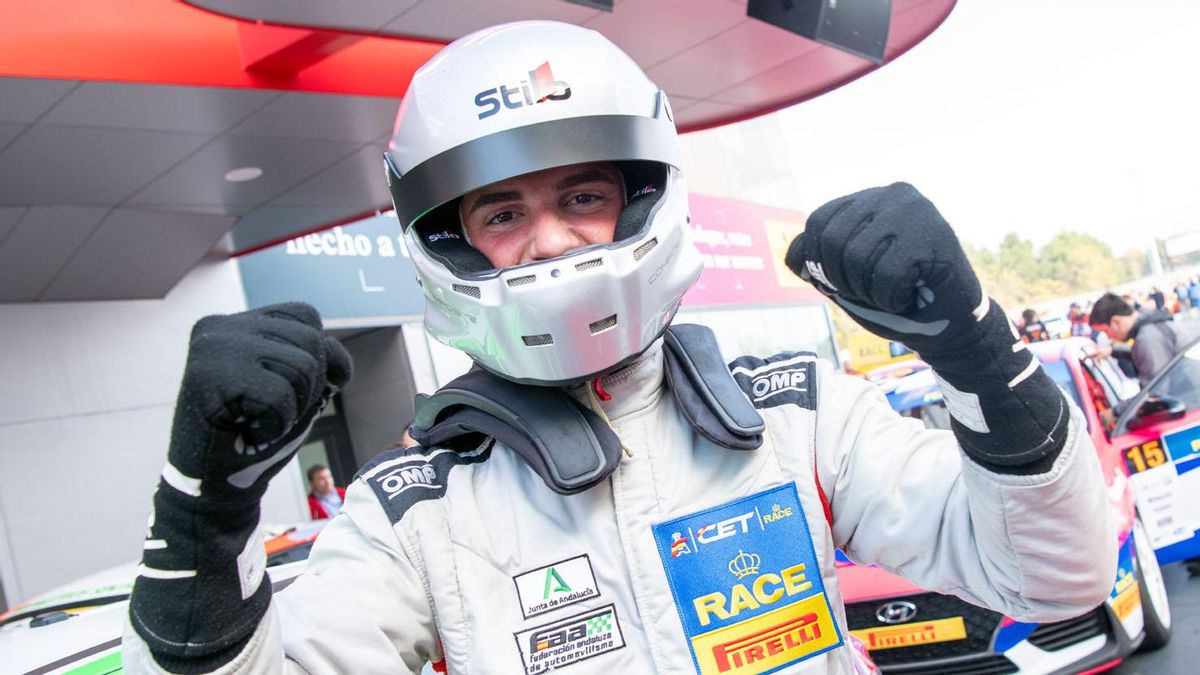 Marco Aguilera, piloto malagueño de TCR.