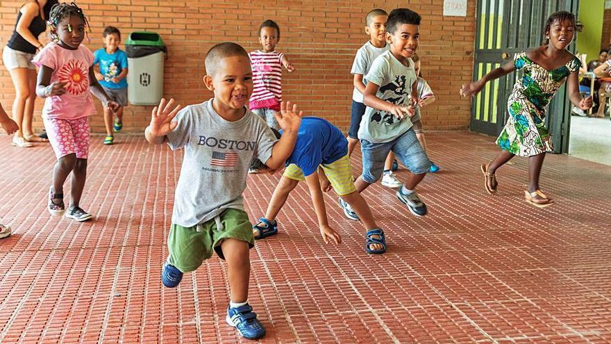 La Caixa destina 34.000 euros a dos proyectos de la Región