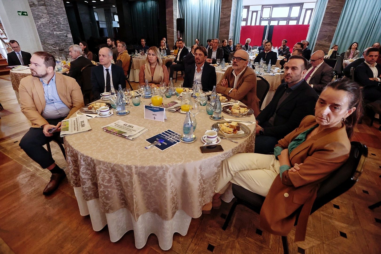 Foro sobre Turismo con la consejera Yaiza Castilla.