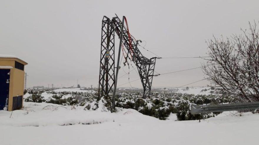 Unos 1.500 clientes de Endesa siguen sin luz en Aragón