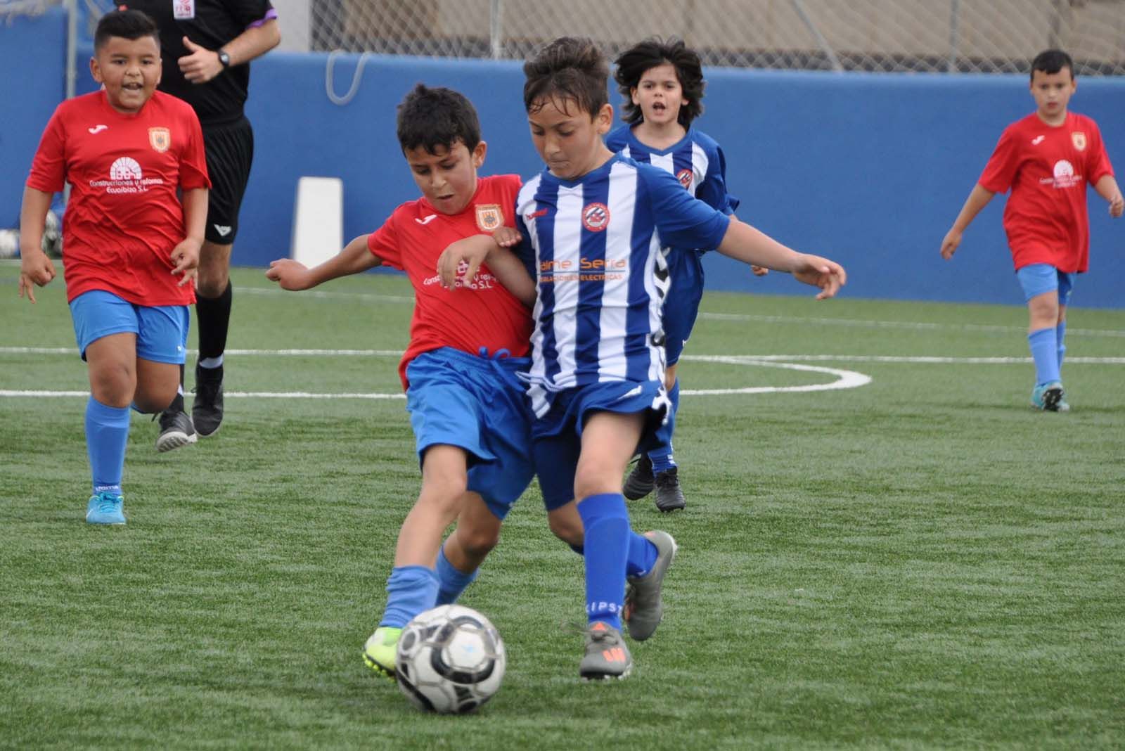 El fútbol base vuelve a sonreír