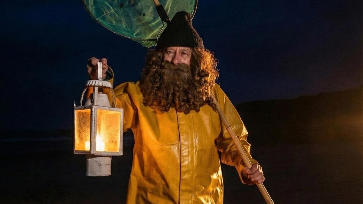 L’Anguleru, nuna de les sableres asturianes, va dellos díes. | ANGULERU